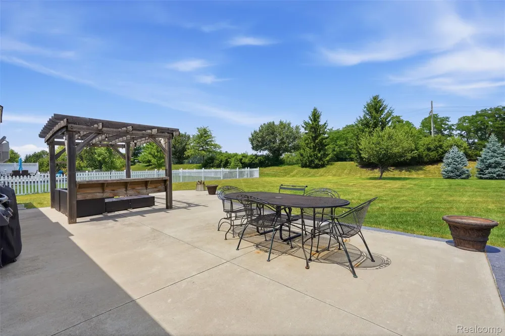 665 Marblewood Lane Pittsfield Charter Township, MI 48176
