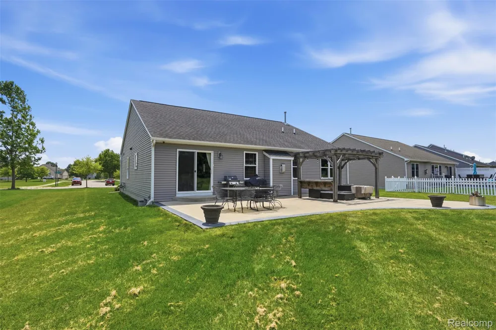 665 Marblewood Lane Pittsfield Charter Township, MI 48176