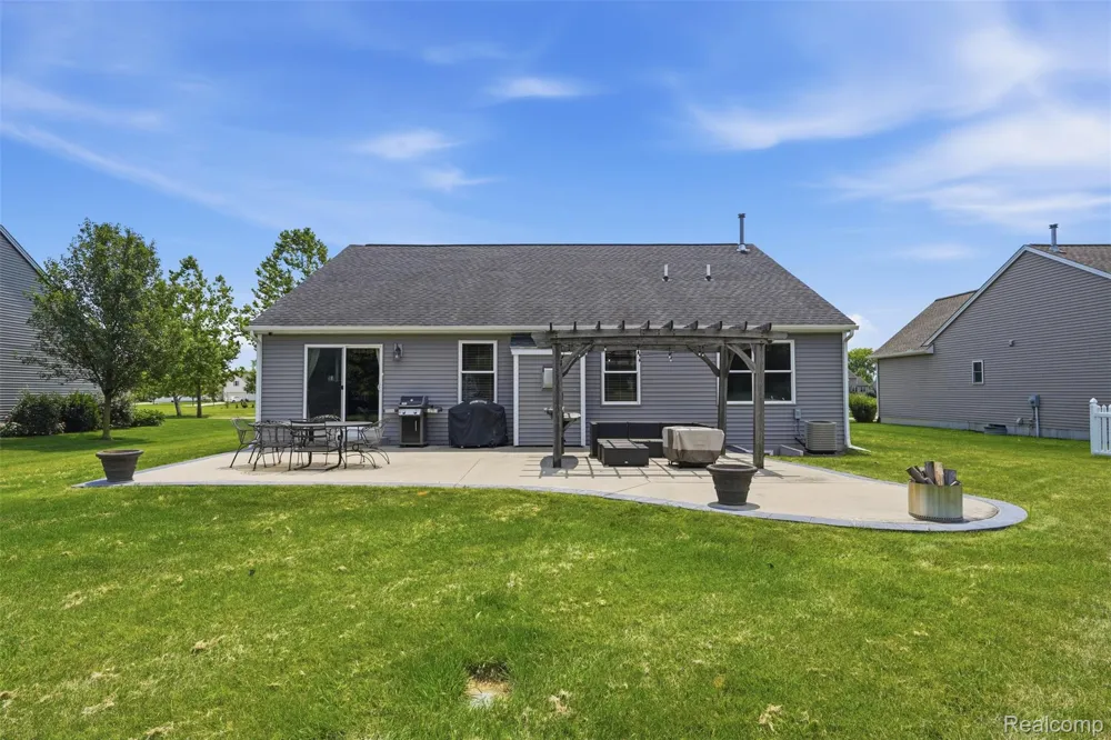 665 Marblewood Lane Pittsfield Charter Township, MI 48176