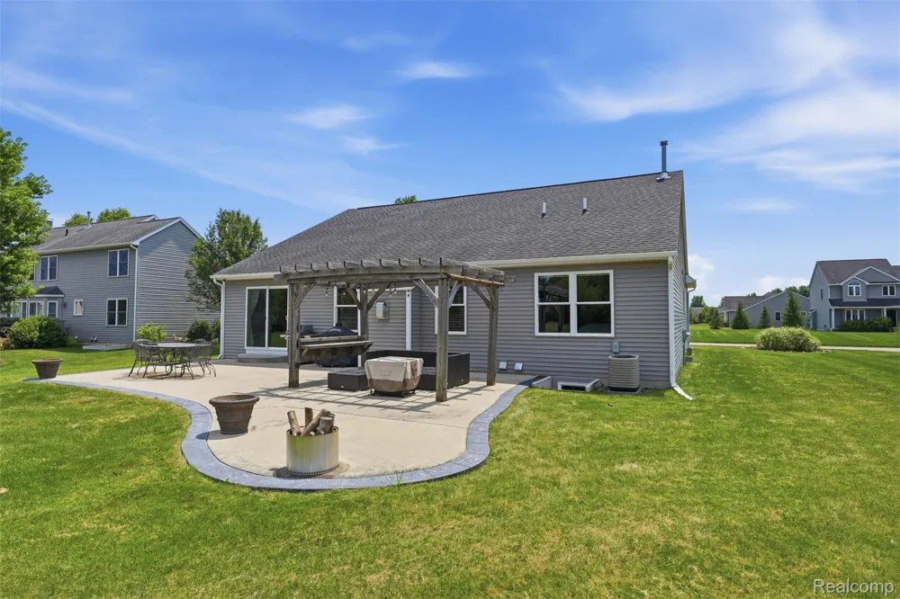 665 Marblewood Lane Pittsfield Charter Township, MI 48176