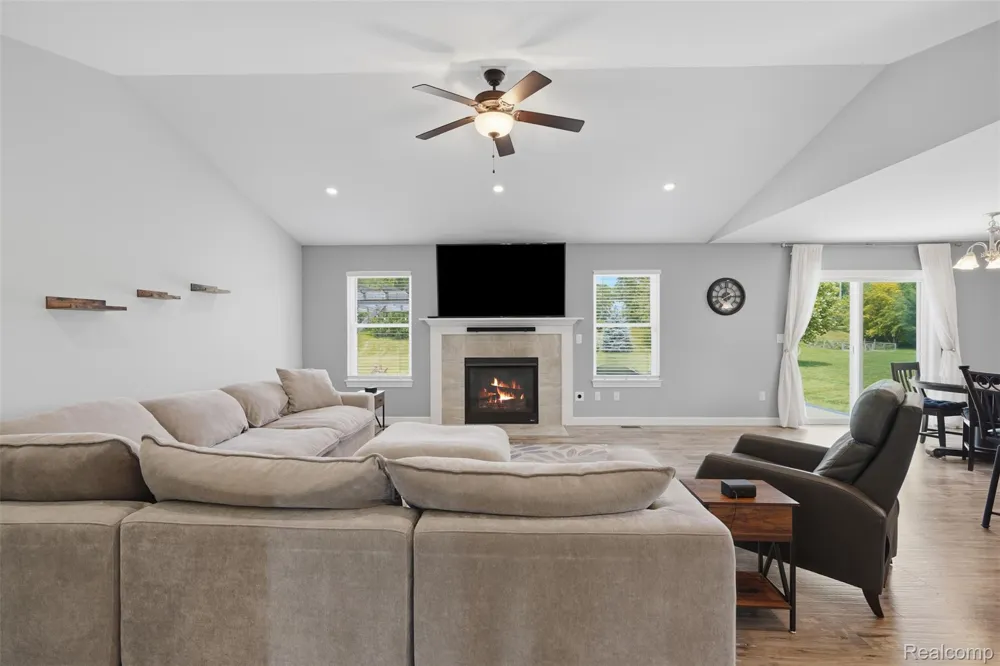 665 Marblewood Lane Pittsfield Charter Township, MI 48176