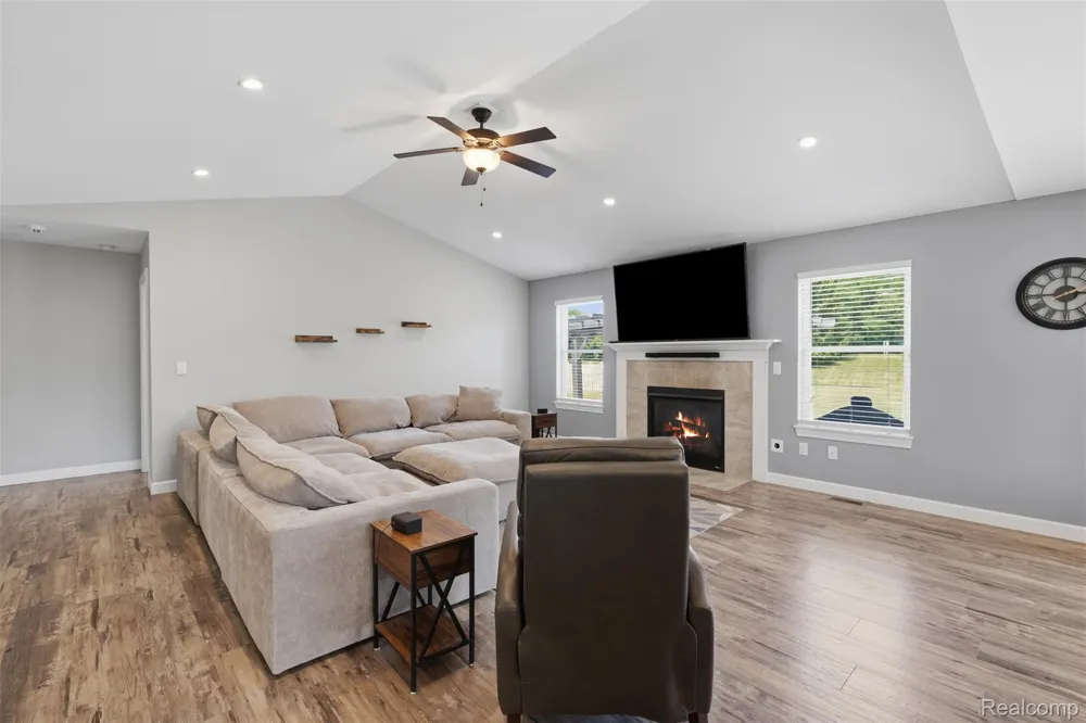 665 Marblewood Lane Pittsfield Charter Township, MI 48176