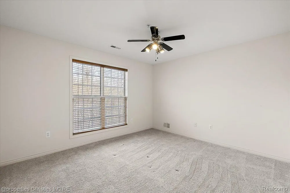 28360 Carlton Way Drive Novi City, MI 48377