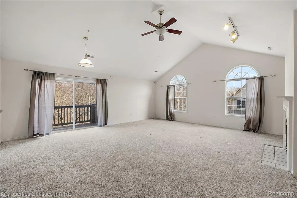 28360 Carlton Way Drive Novi City, MI 48377