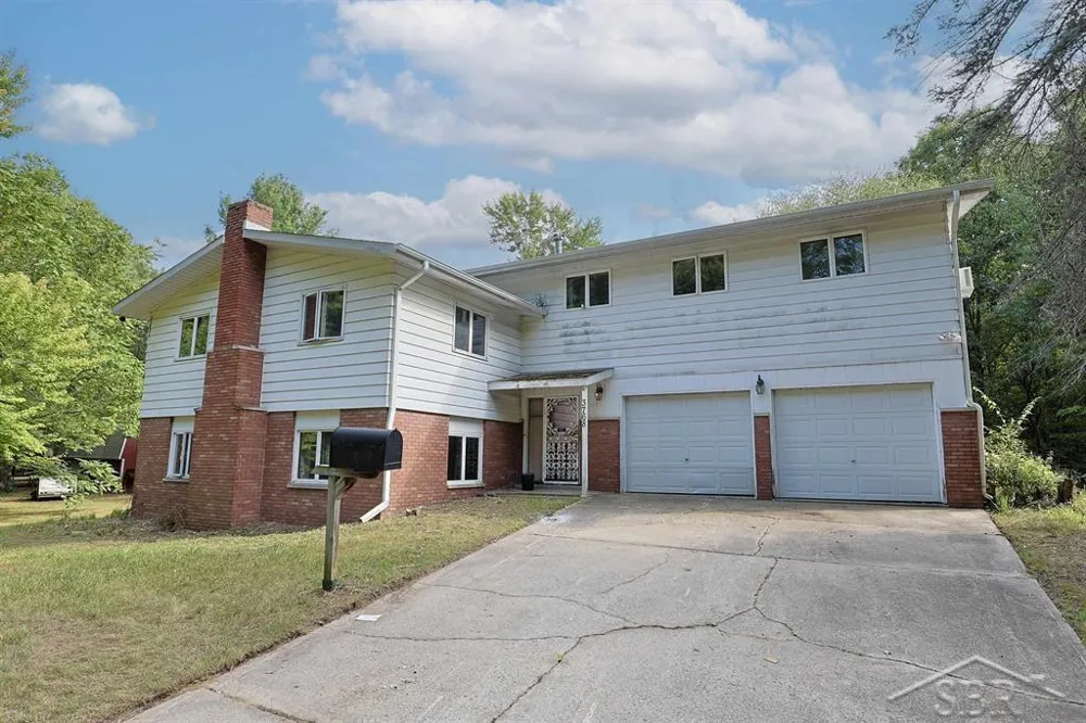 3768 E Monroe Road Larkin Charter Township, MI 48642