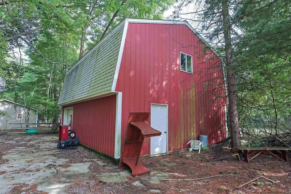 3768 E Monroe Road Larkin Charter Township, MI 48642