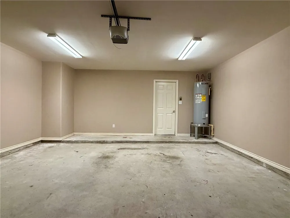 1907 Kelly Kingsville, TX 78363