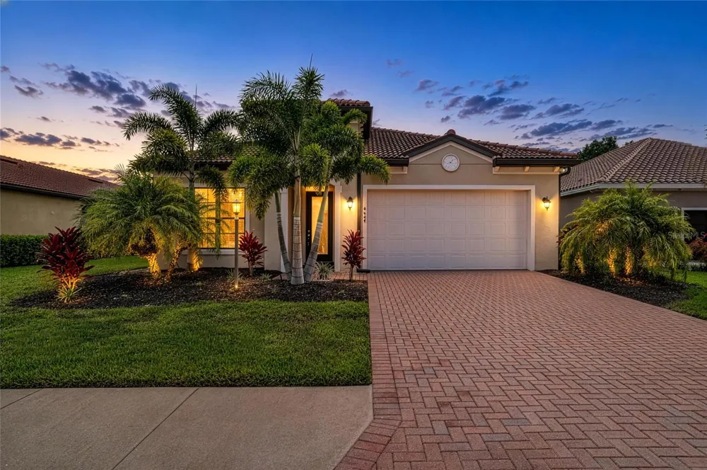 4645 ROYAL DORNOCH CIRCLE Bradenton, FL 34211