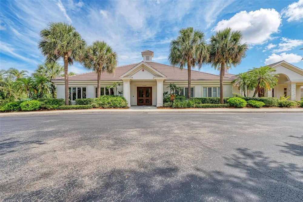4645 ROYAL DORNOCH CIRCLE Bradenton, FL 34211