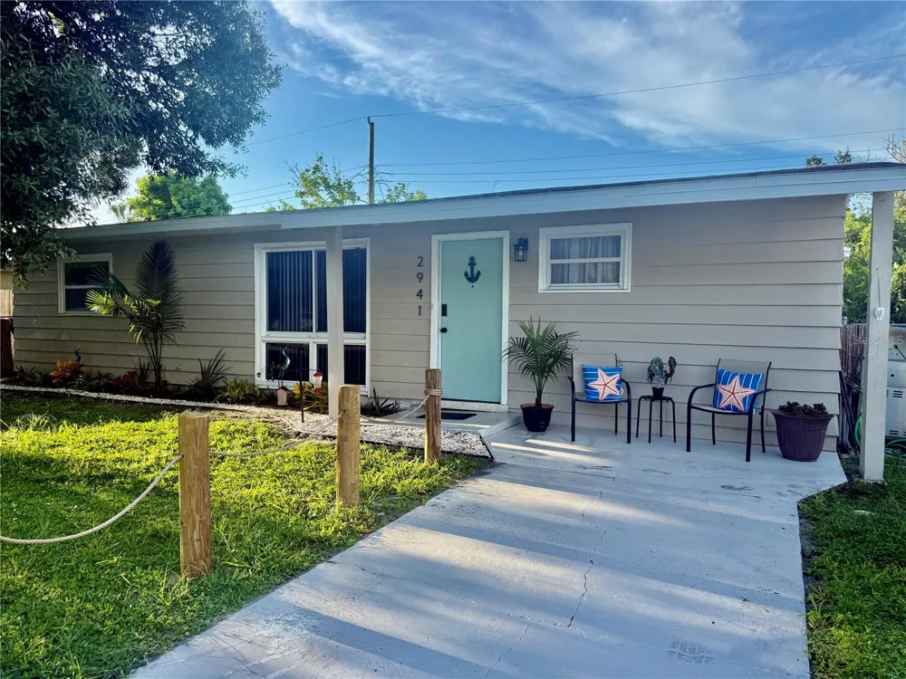 2941 POPLAR STREET Sarasota, FL 34237