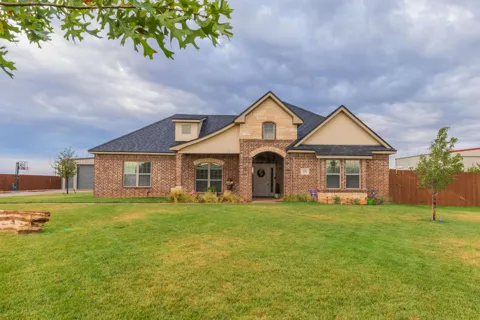 8200 BLUE DUCK TRAIL