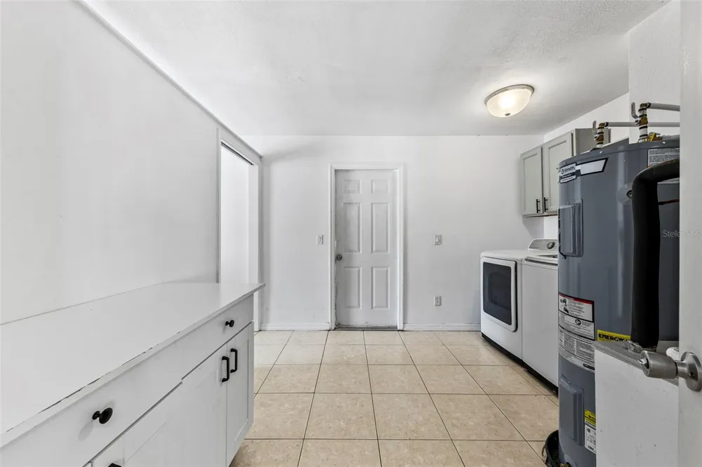 1218 SHOSHANNA DRIVE Orlando, FL 32825