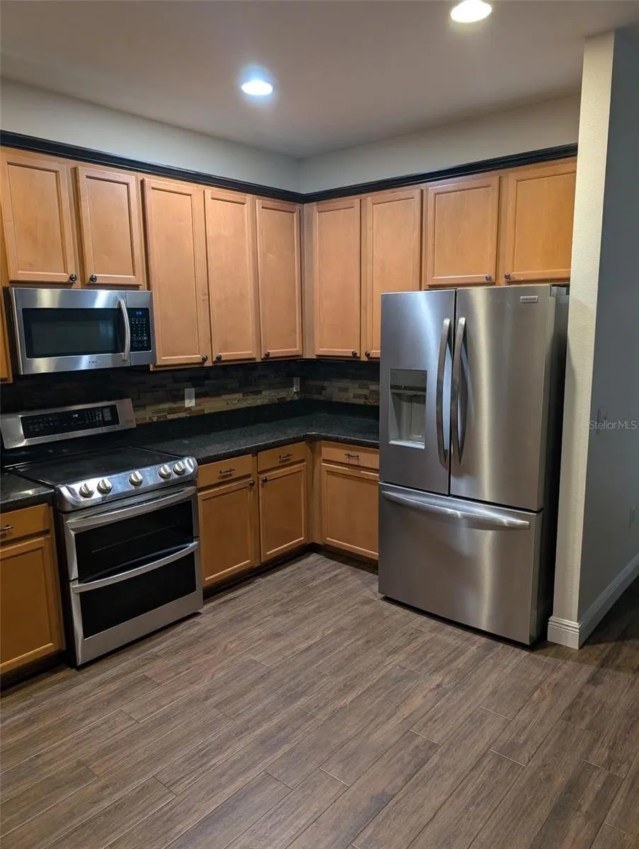 2979 ETOWAH PARK BOULEVARD Tavares, FL 32778