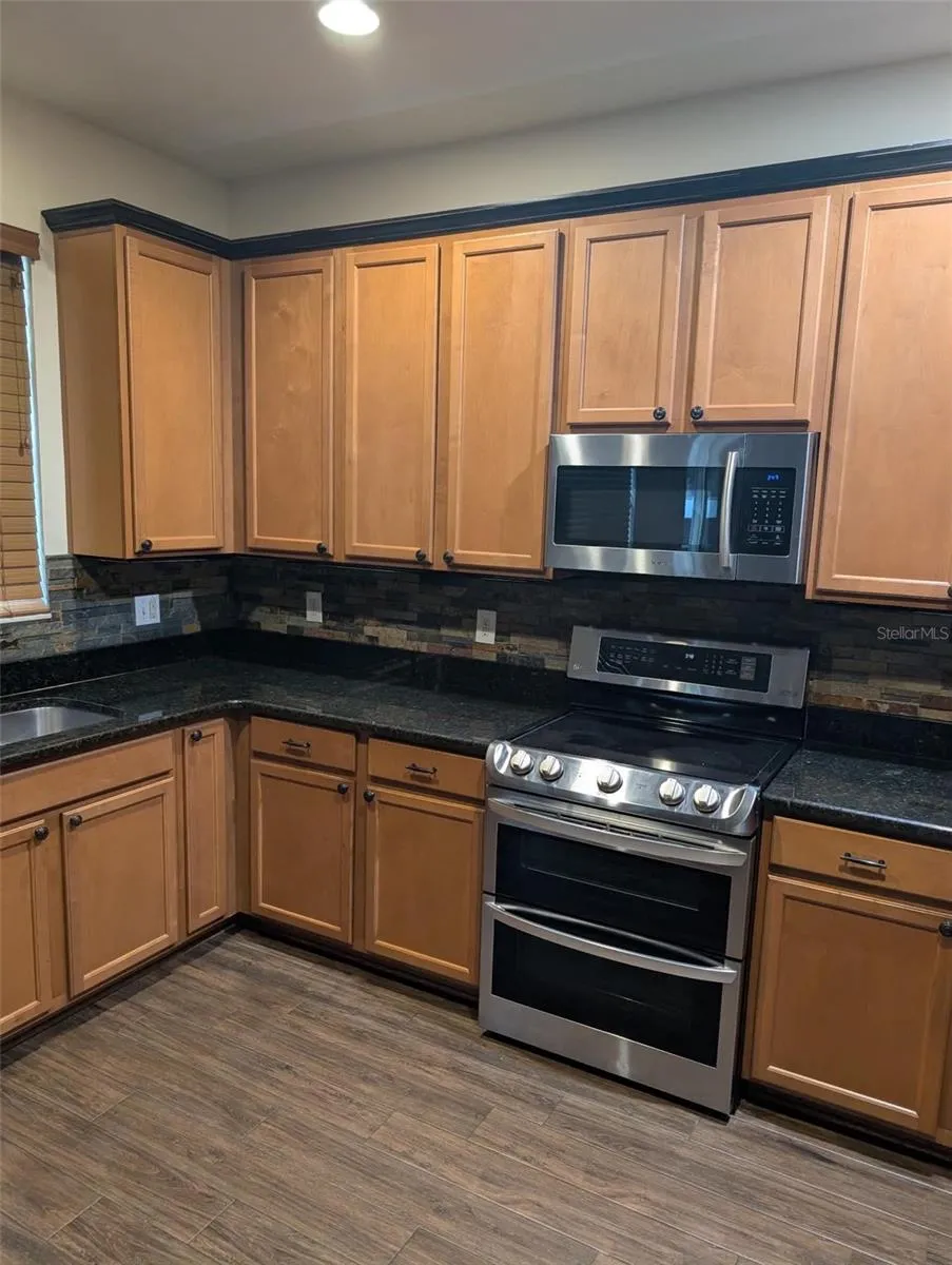 2979 ETOWAH PARK BOULEVARD Tavares, FL 32778