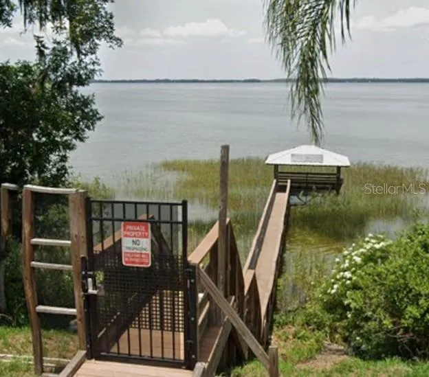 2979 ETOWAH PARK BOULEVARD Tavares, FL 32778
