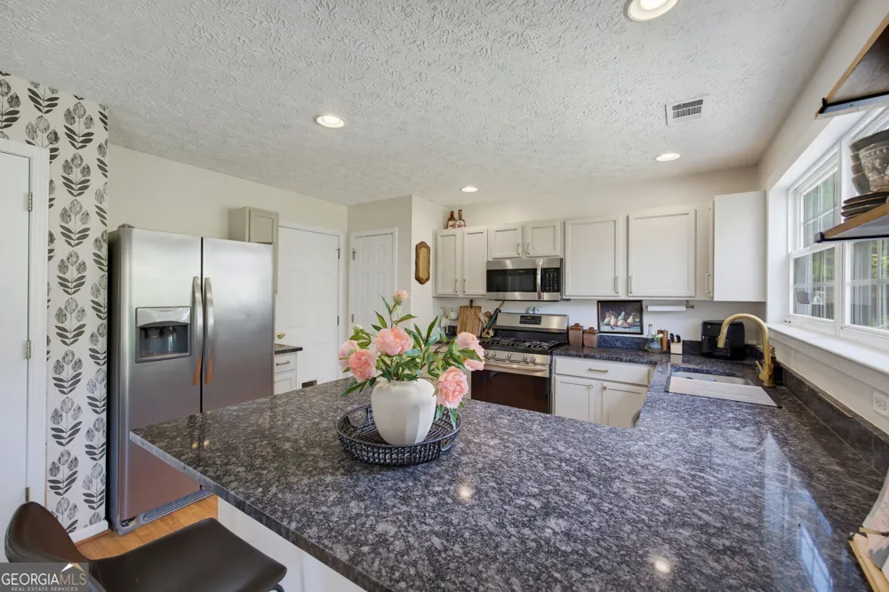 341 Westminster DR Canton, GA 30114