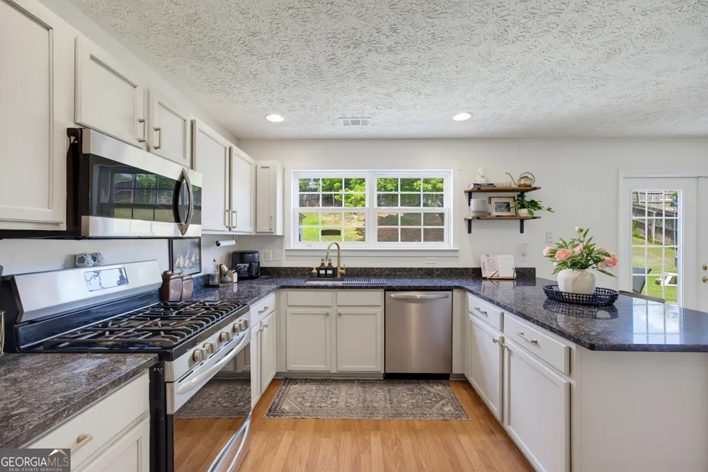 341 Westminster DR Canton, GA 30114