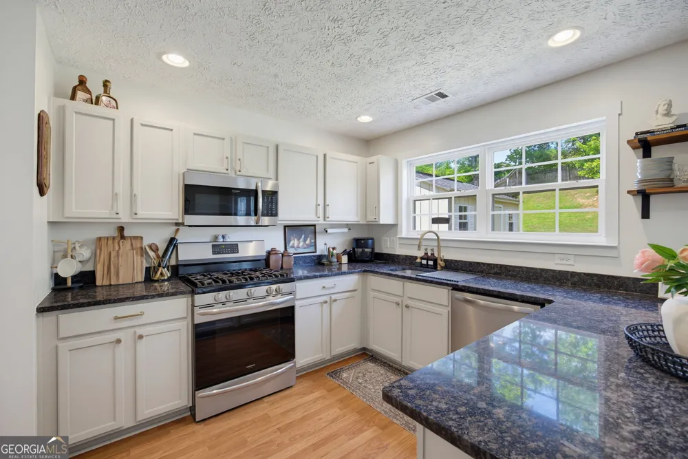 341 Westminster DR Canton, GA 30114
