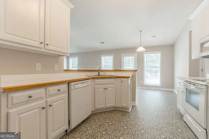 1420 Jefferson Walk CIR Jefferson, GA 30549