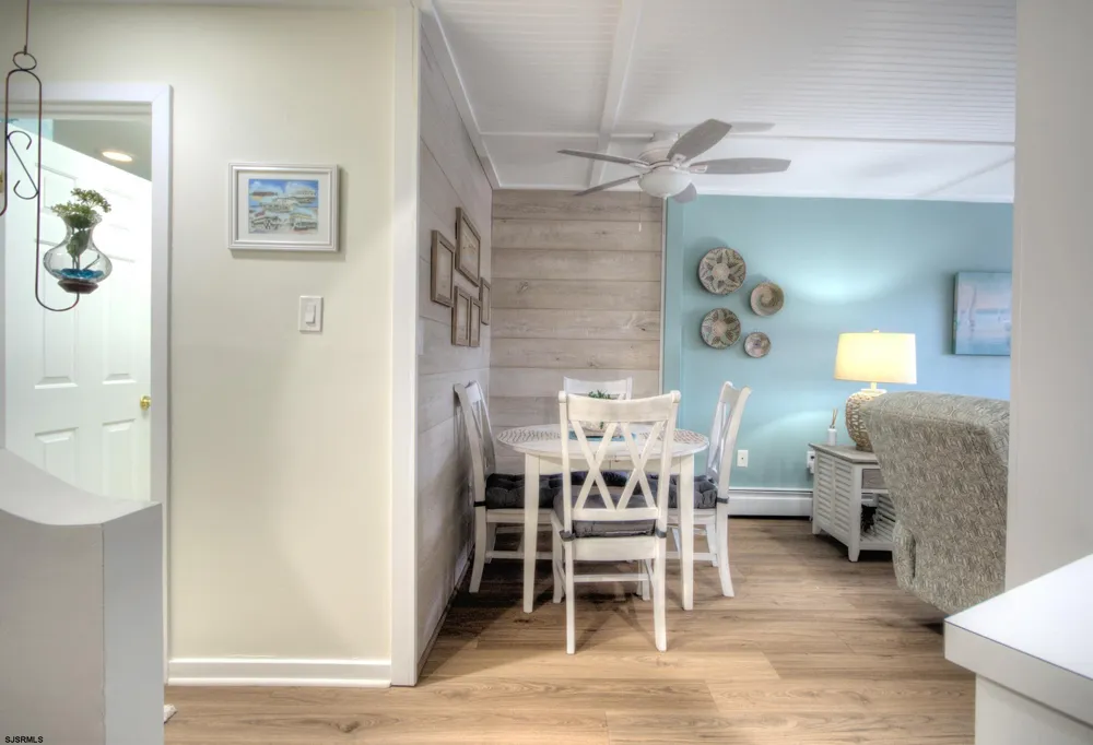 537 Bay Ave Somers Point, NJ 08244