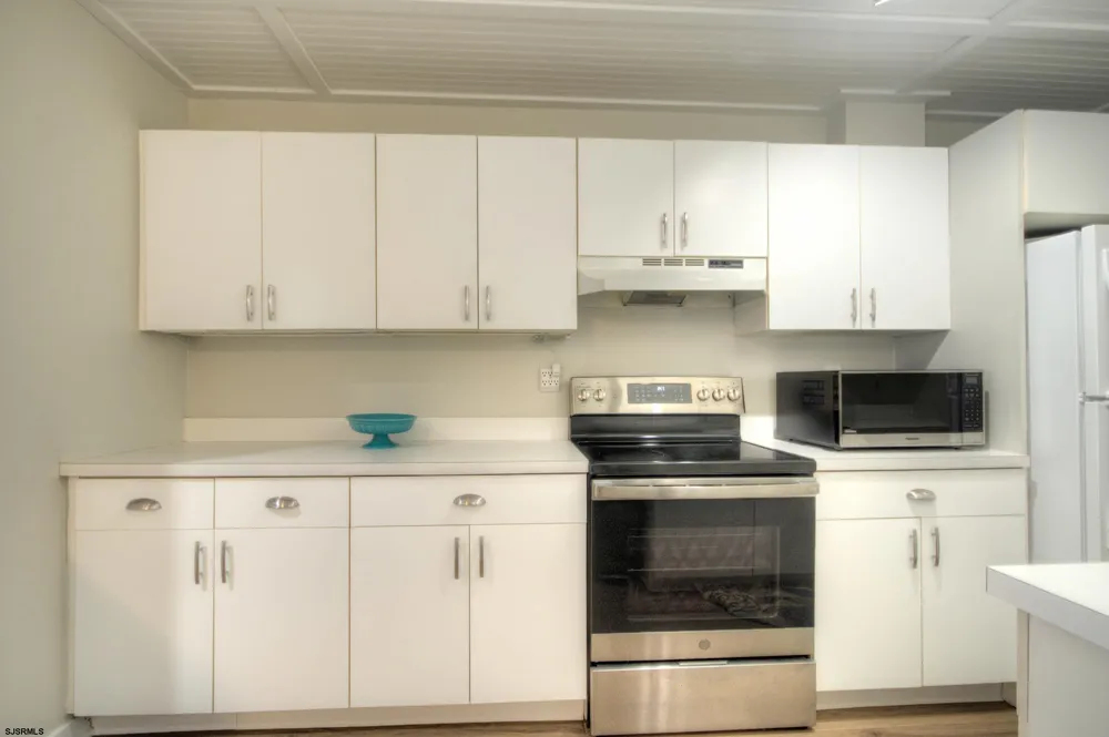 537 Bay Ave Somers Point, NJ 08244