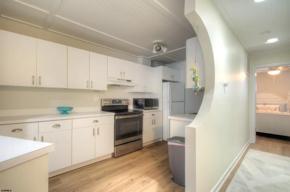 537 Bay Ave Somers Point, NJ 08244