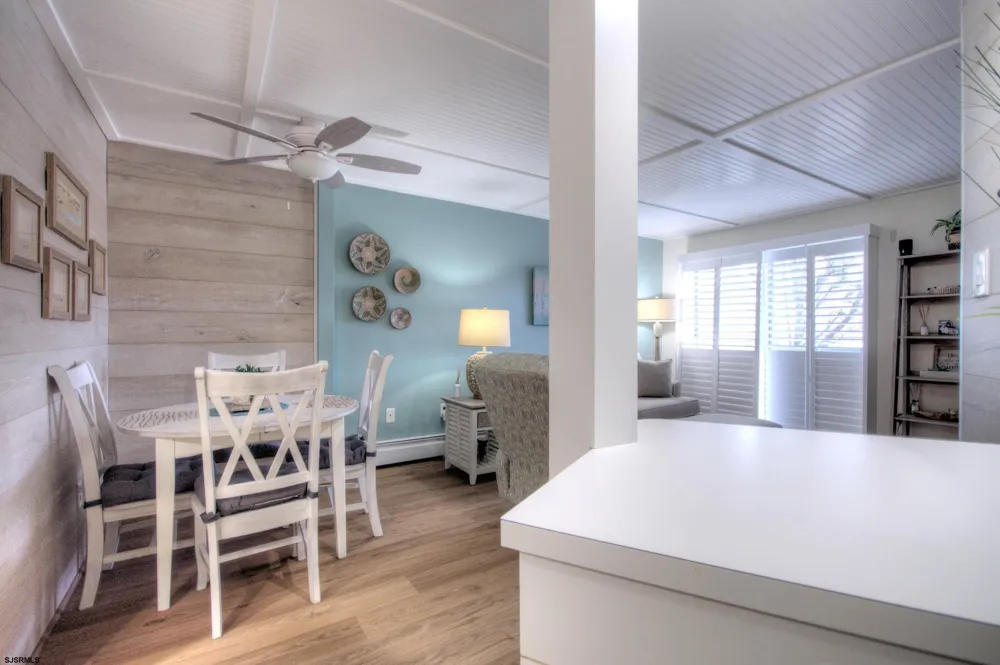 537 Bay Ave Somers Point, NJ 08244