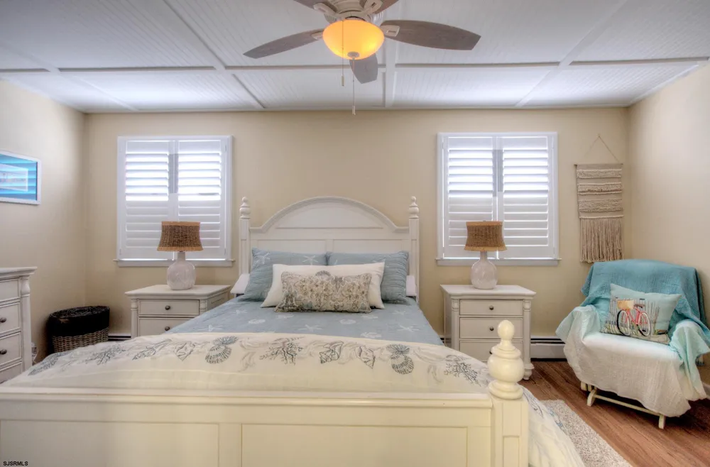 537 Bay Ave Somers Point, NJ 08244