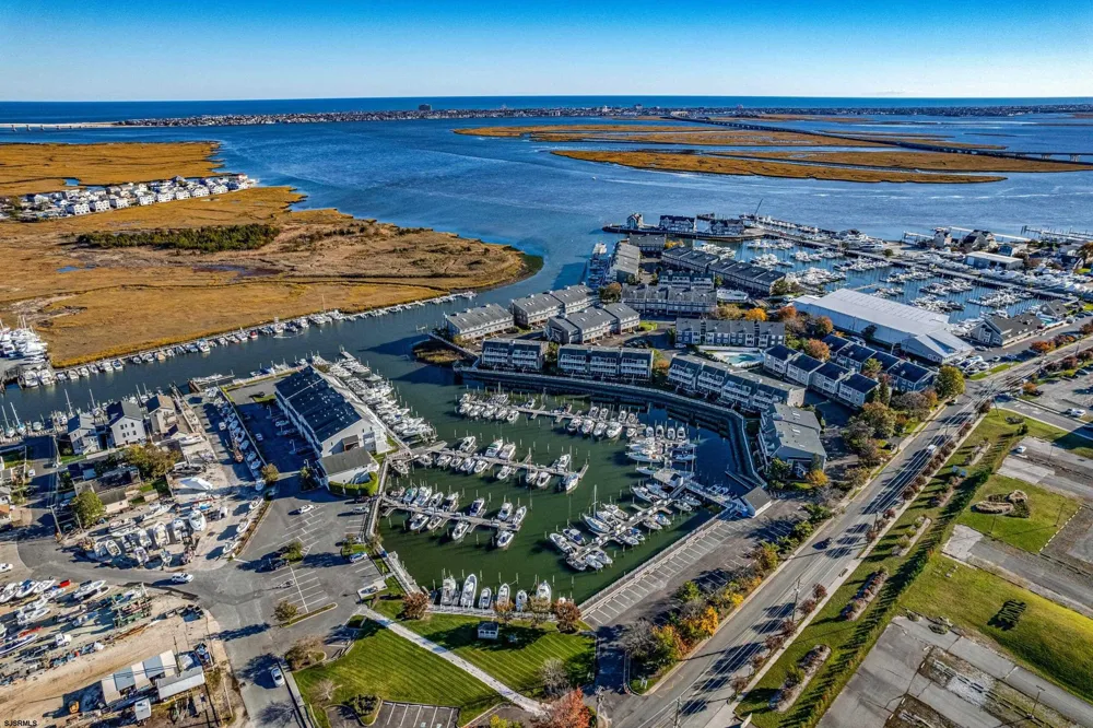 537 Bay Ave Somers Point, NJ 08244