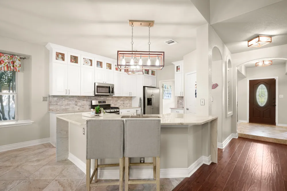 3305 Starlight Vista Round Rock, TX 78665