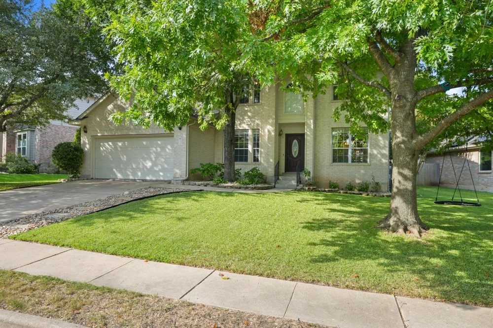 3305 Starlight Vista Round Rock, TX 78665