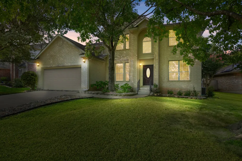 3305 Starlight Vista Round Rock, TX 78665