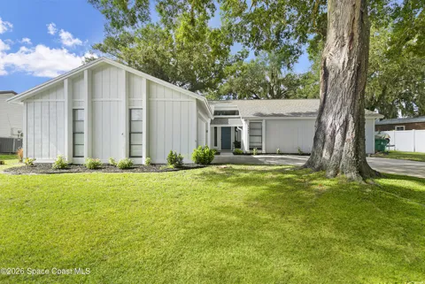 4685 Longbow Drive