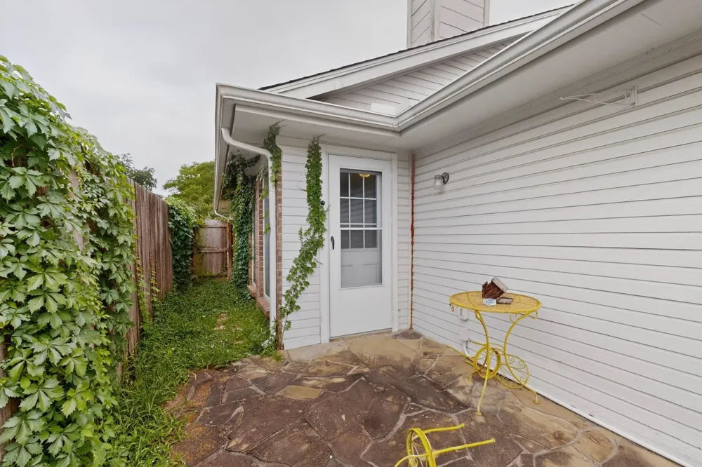 5548 Village Green Drive Mesquite, TX 75150