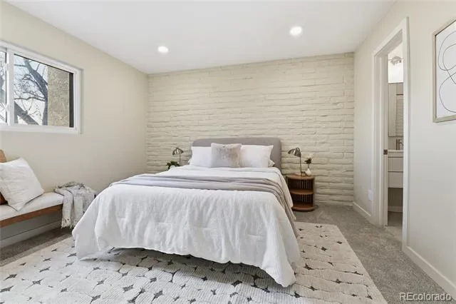 1060 S Parker Road #27 Denver, CO 80231