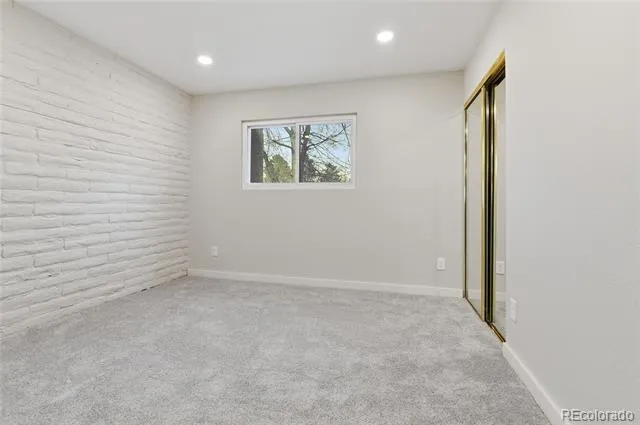 1060 S Parker Road #27 Denver, CO 80231