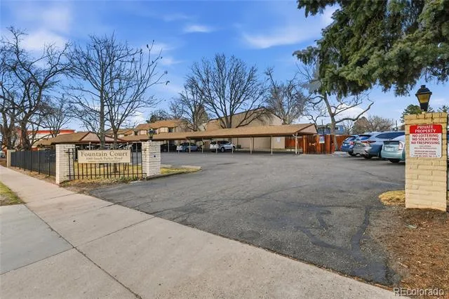 1060 S Parker Road #27 Denver, CO 80231