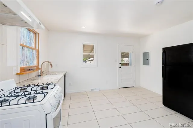 4477 S Acoma Street Englewood, CO 80110