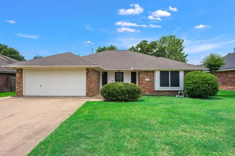 1521 Strasburg Circle