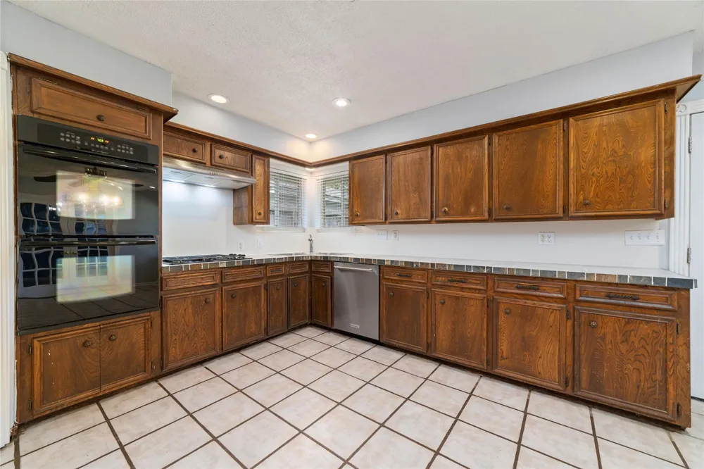 218 Black Forest Drive Spring, TX 77388