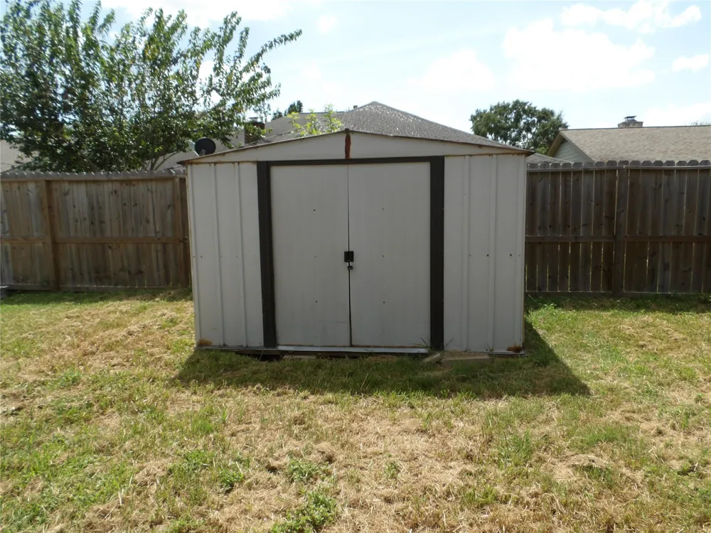 2434 Tyler Lane Deer Park, TX 77536