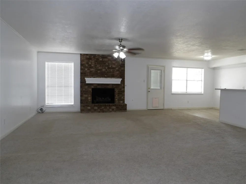 2434 Tyler Lane Deer Park, TX 77536
