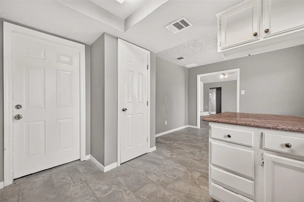 9903 Towne Tower Lane Sugar Land, TX 77498