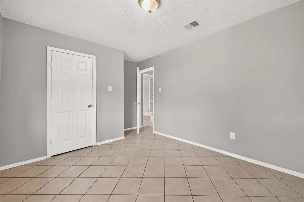 9903 Towne Tower Lane Sugar Land, TX 77498