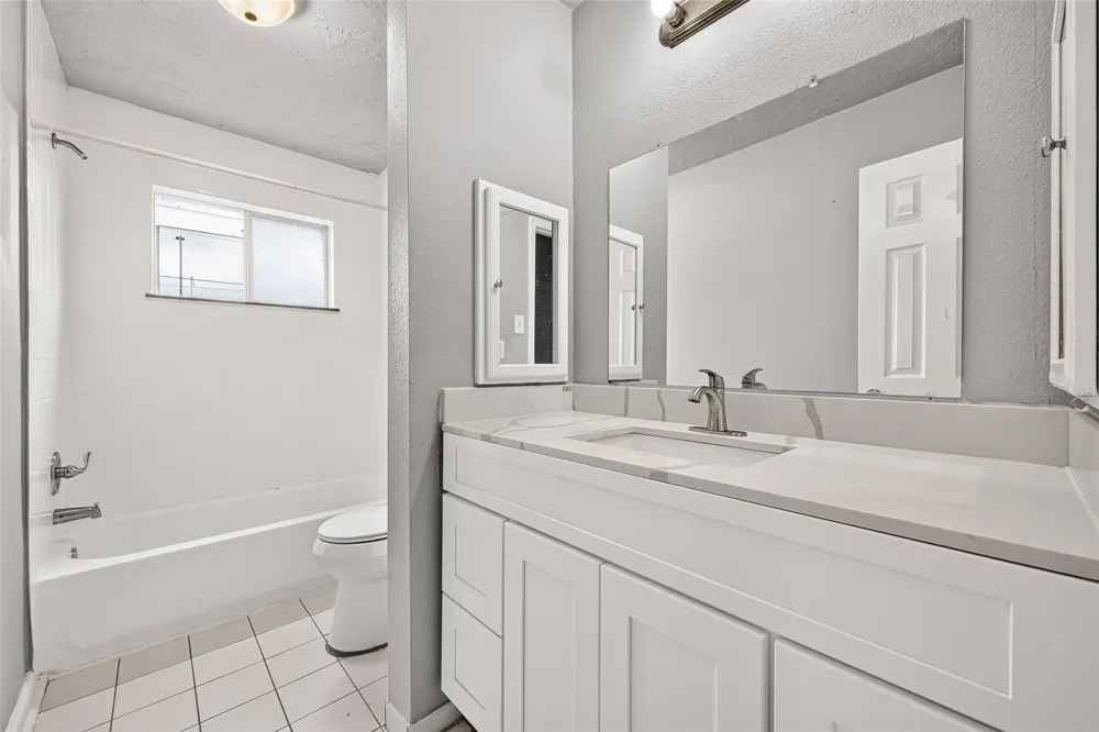 9903 Towne Tower Lane Sugar Land, TX 77498