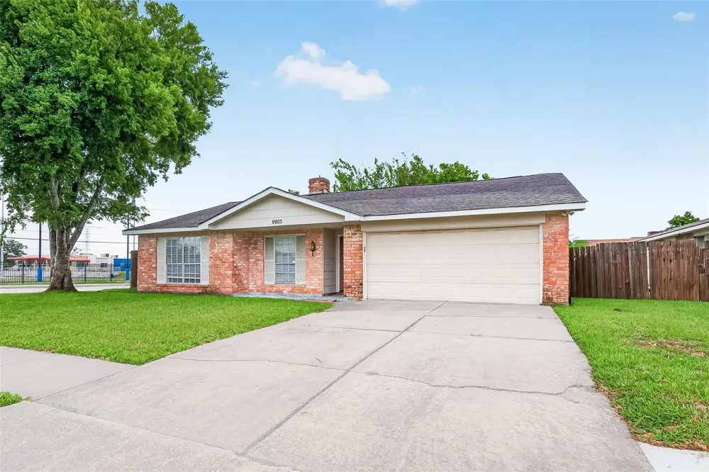 9903 Towne Tower Lane Sugar Land, TX 77498
