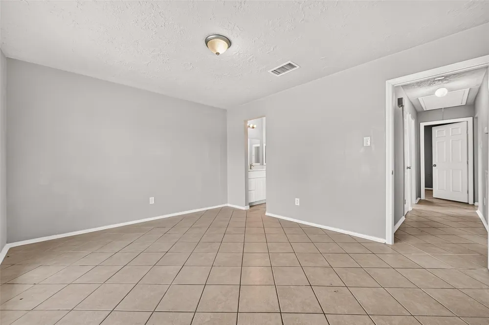 9903 Towne Tower Lane Sugar Land, TX 77498