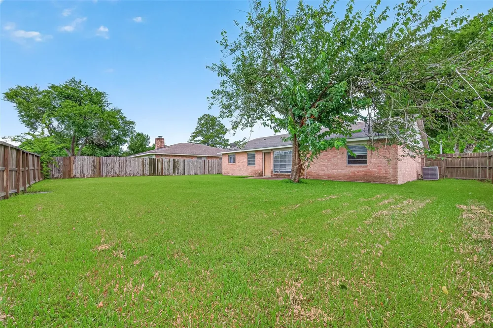 9903 Towne Tower Lane Sugar Land, TX 77498