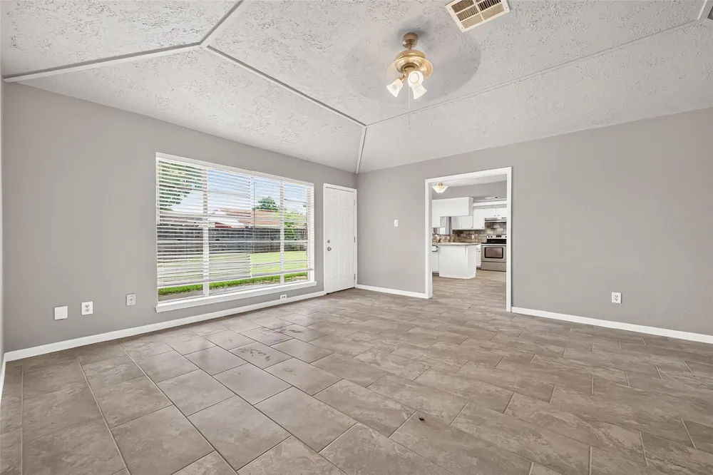 9903 Towne Tower Lane Sugar Land, TX 77498
