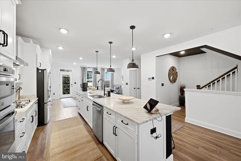 43428 STONEWOOD CROSSING TERRACE Ashburn, VA 20148